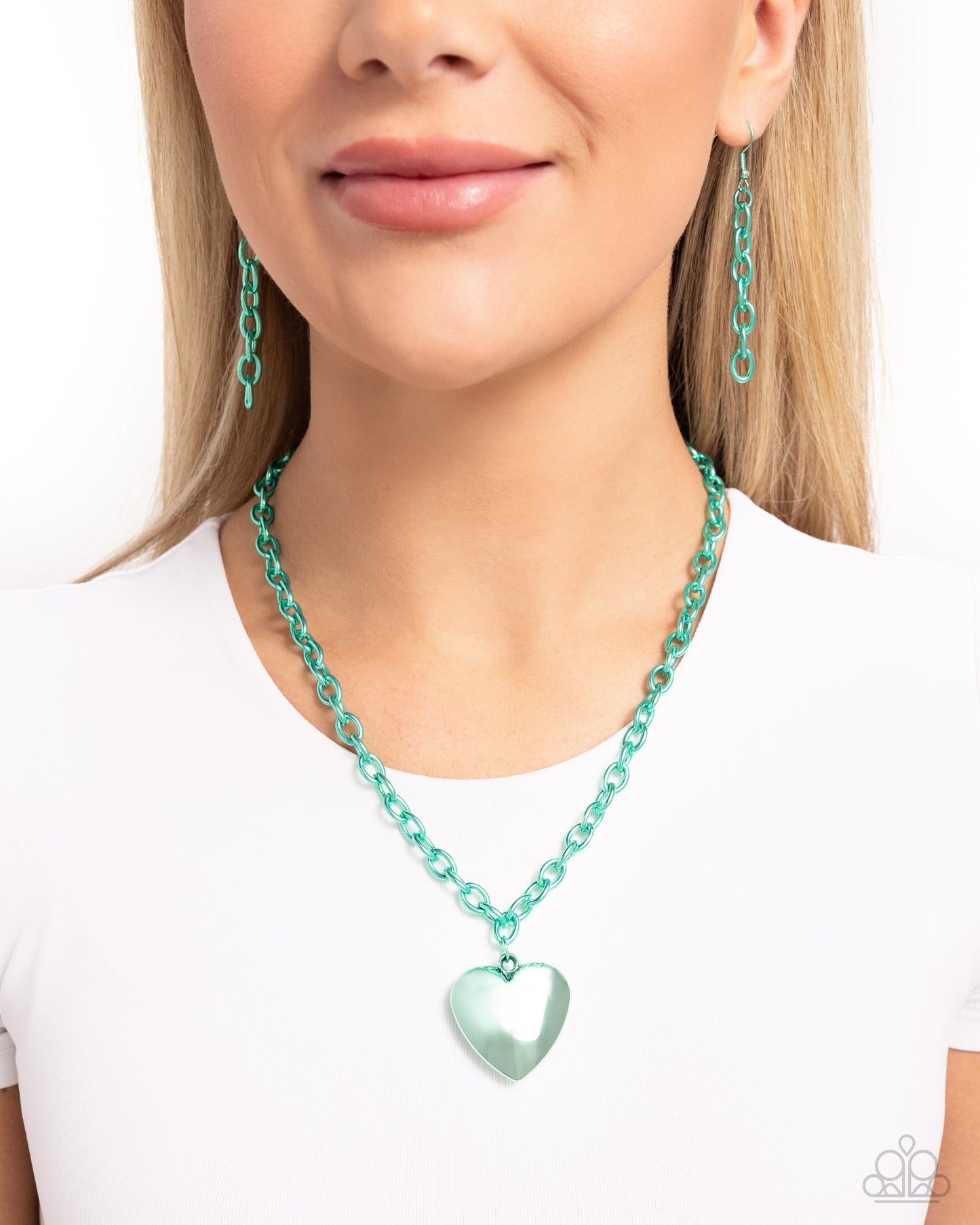 Paparazzi Accessories: Loving Luxury - Green Necklace