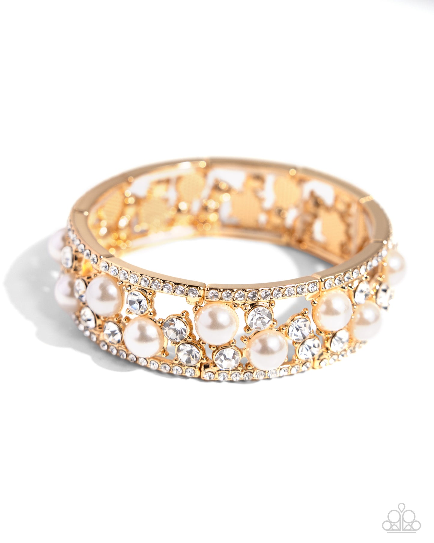 Paparazzi Accessories: Opera Singer - Gold Bracelet
