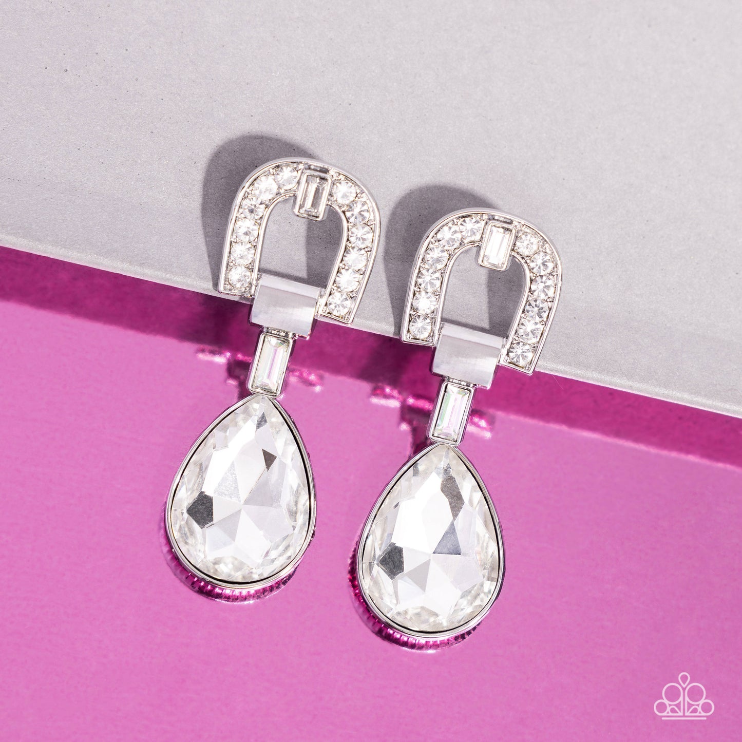 Paparazzi Accessories: in ARCHING Order - White Earring