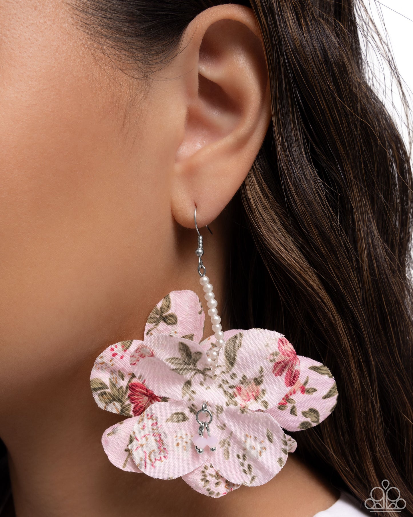 Paparazzi Accessories: Flourishing Fantasia - Pink Earring