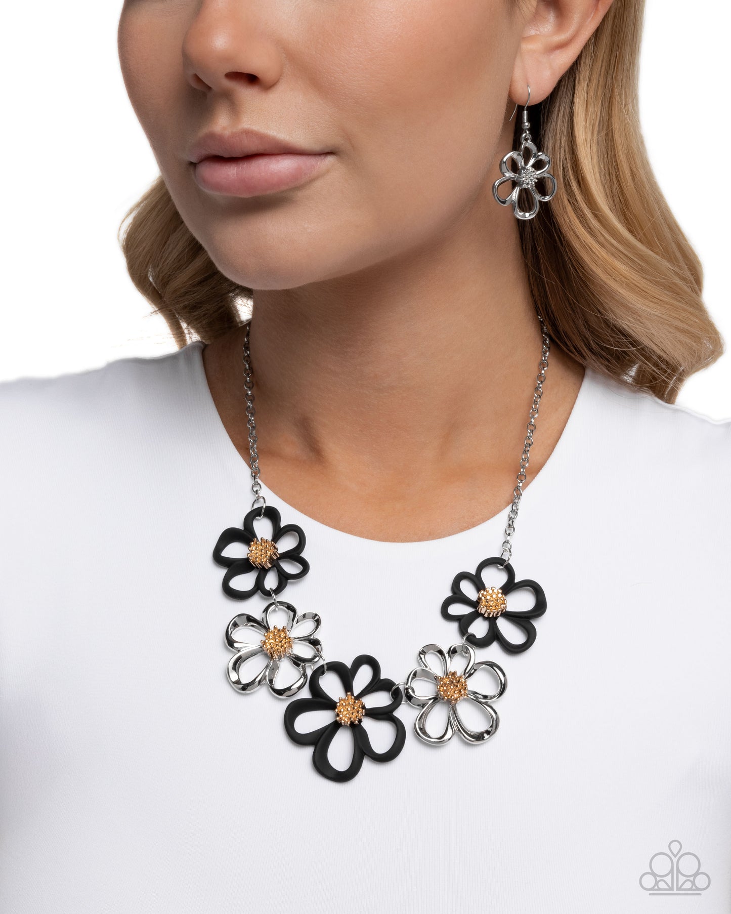 Paparazzi Accessories: Beau Bouquet - Black Necklace