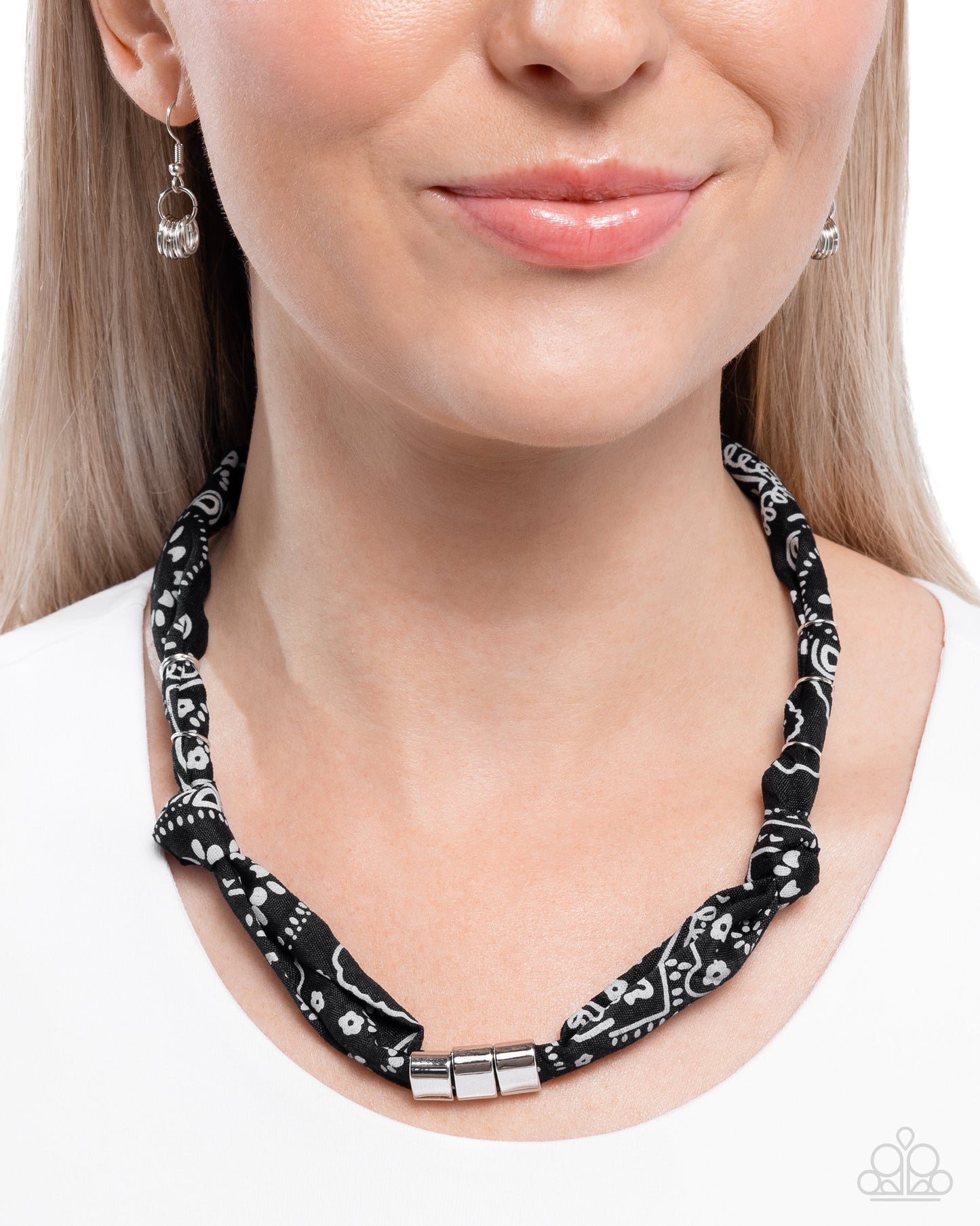 Paparazzi Accessories: Bandana Balance - Black Necklace