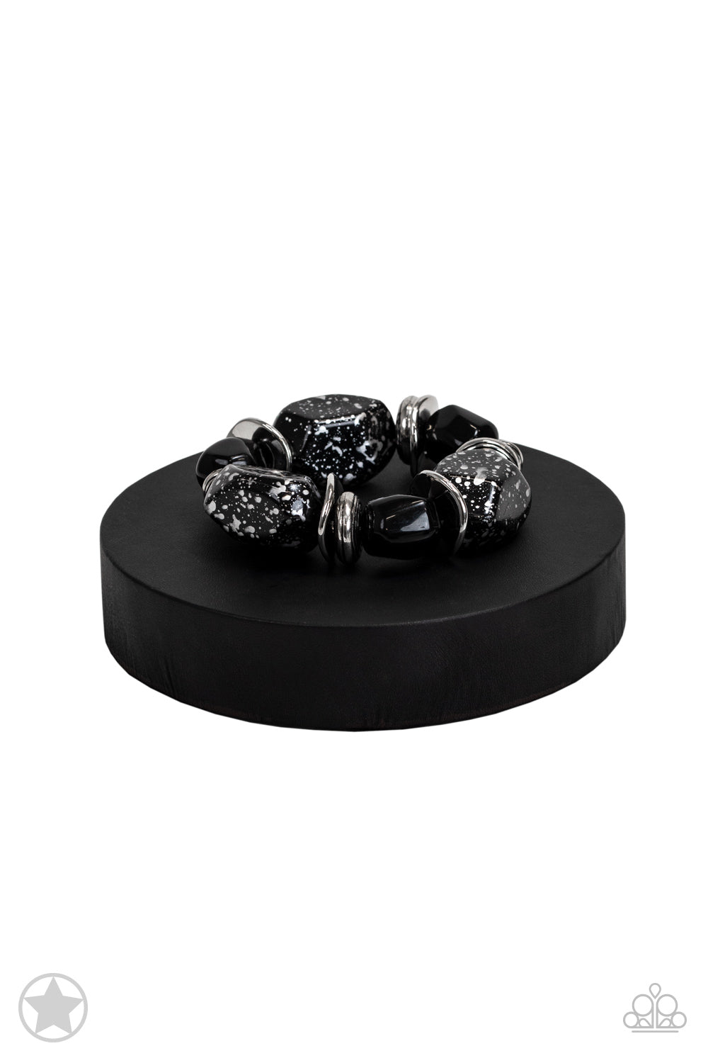 Paparazzi Accessories: Glaze of Glory - Black Bracelet