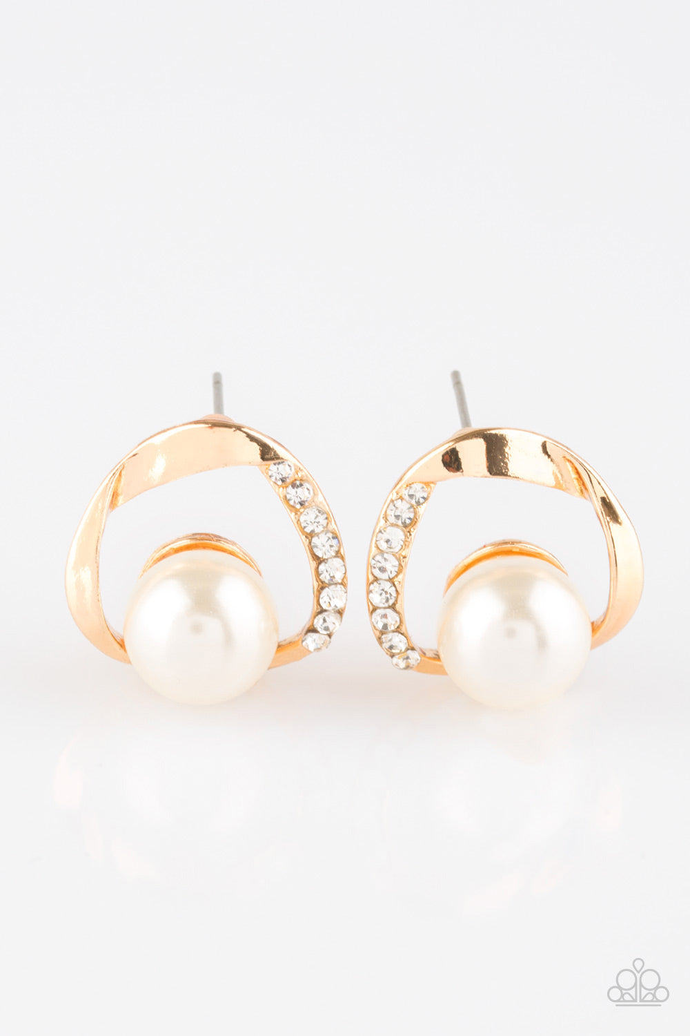 Paparazzi Accessories: Stylishly Suave - Gold Earring