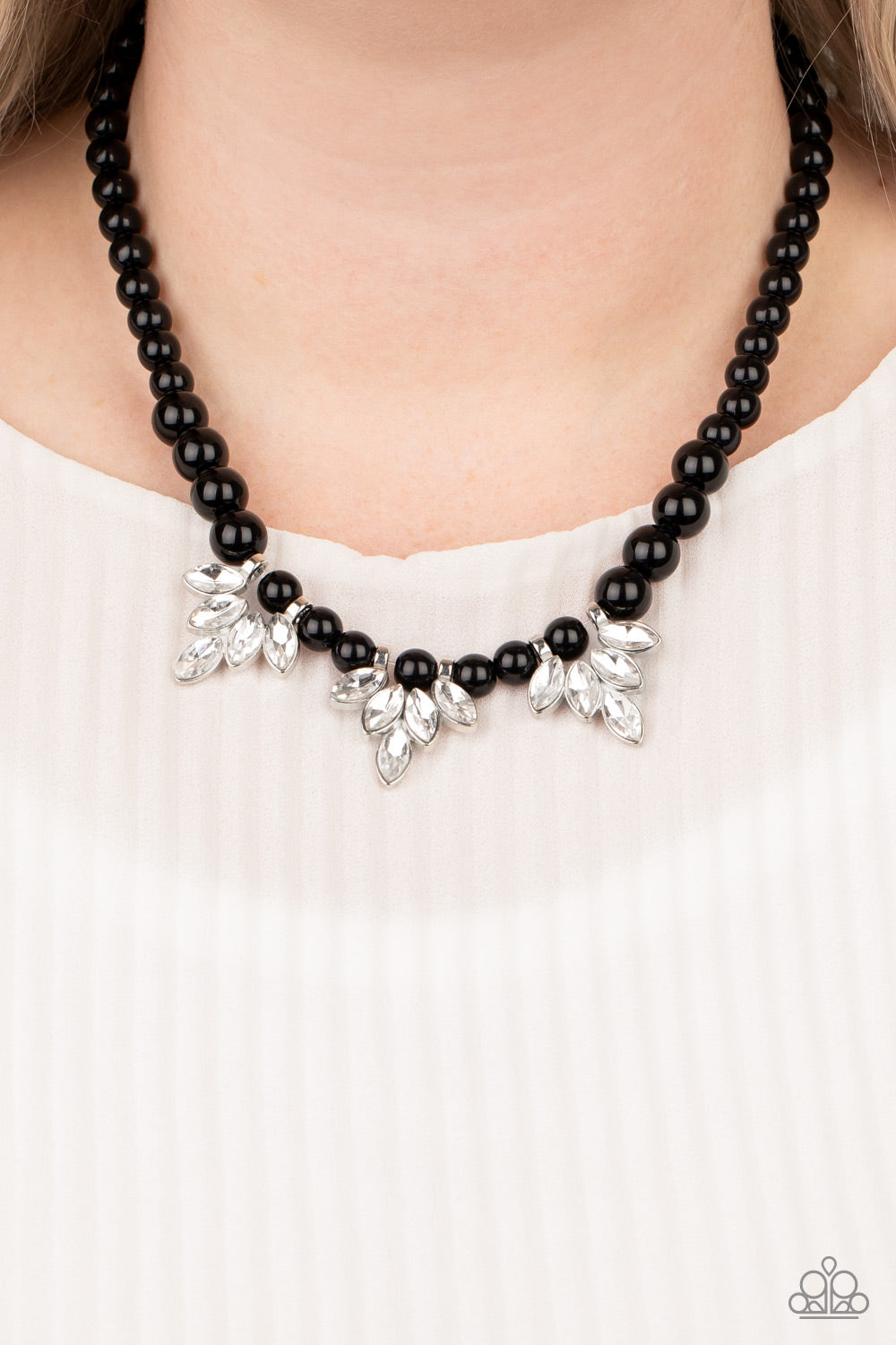 Paparazzi Accessories: Society Socialite - Black Necklace