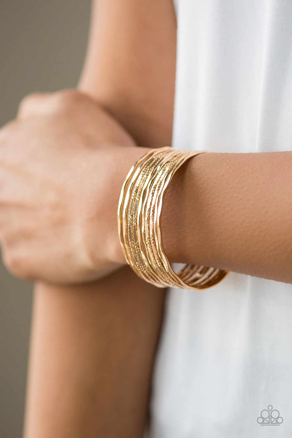 Paparazzi Accessories: Sleek Shimmer - Gold Bracelet