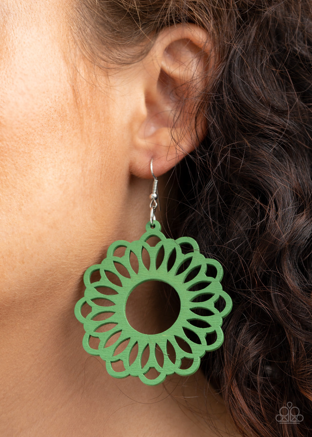 Paparazzi Accessories: Dominican Daisy - Green Earring
