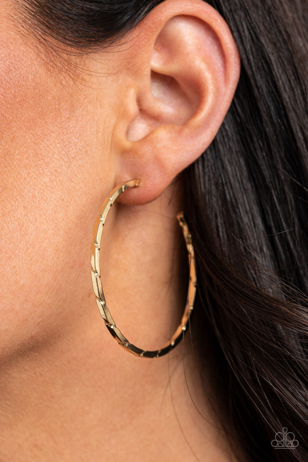 Paparazzi Accessories: Unregulated - Gold Earring