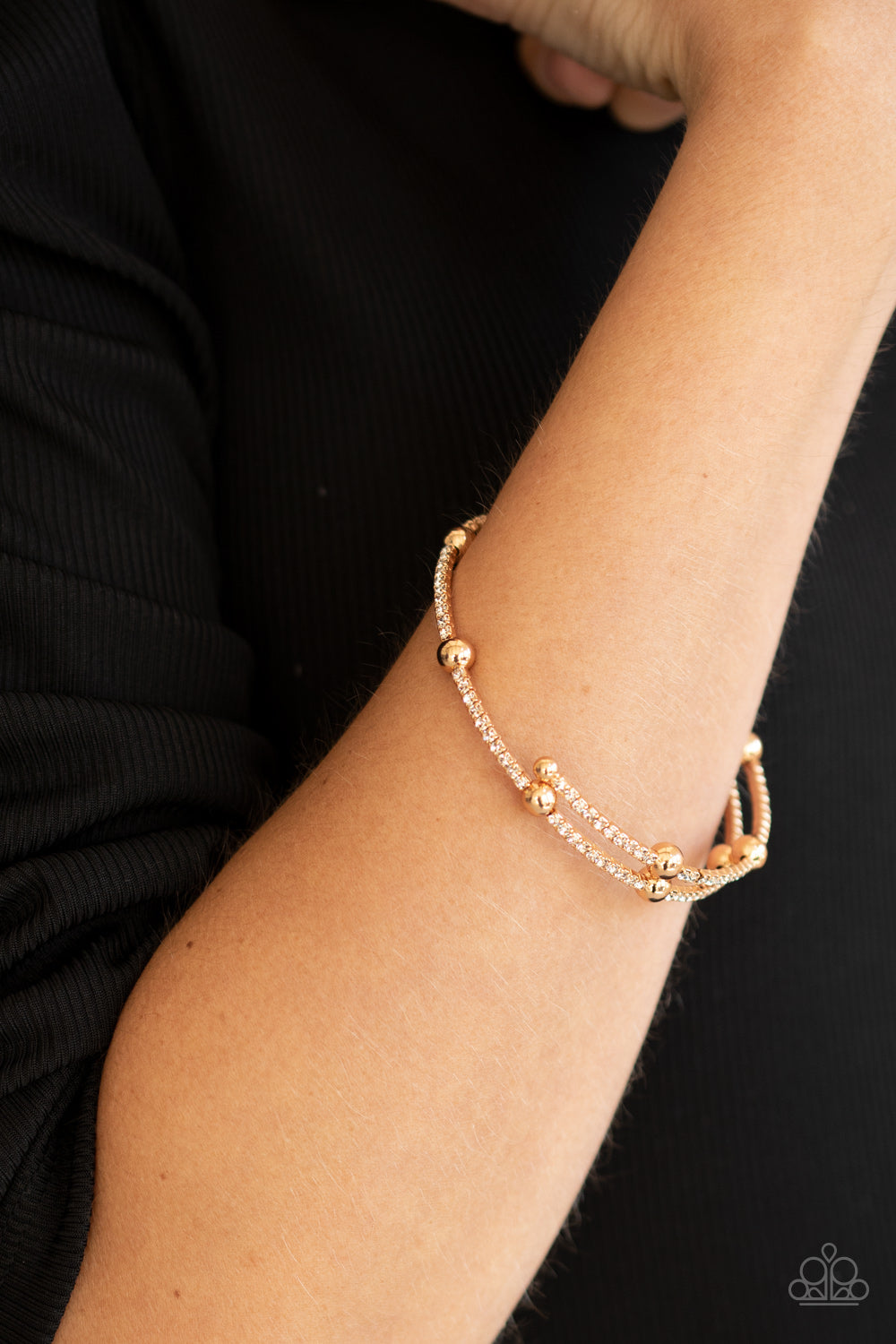 Paparazzi Accessories: Standout Shine - Gold Bracelet