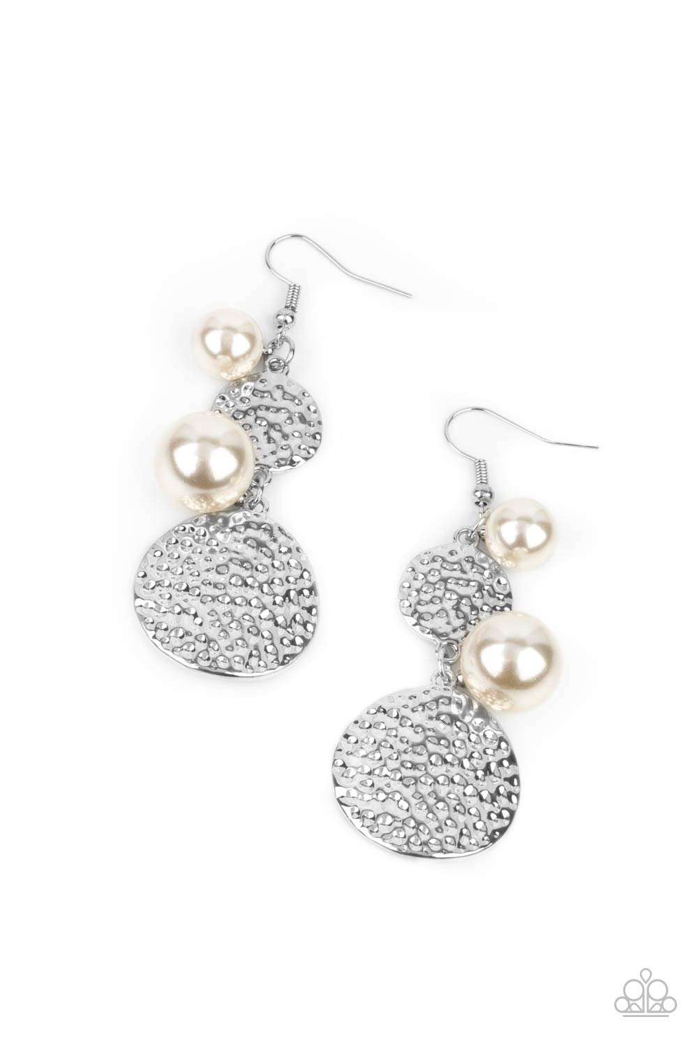 Paparazzi Accessories: Pearl Dive - White Earring