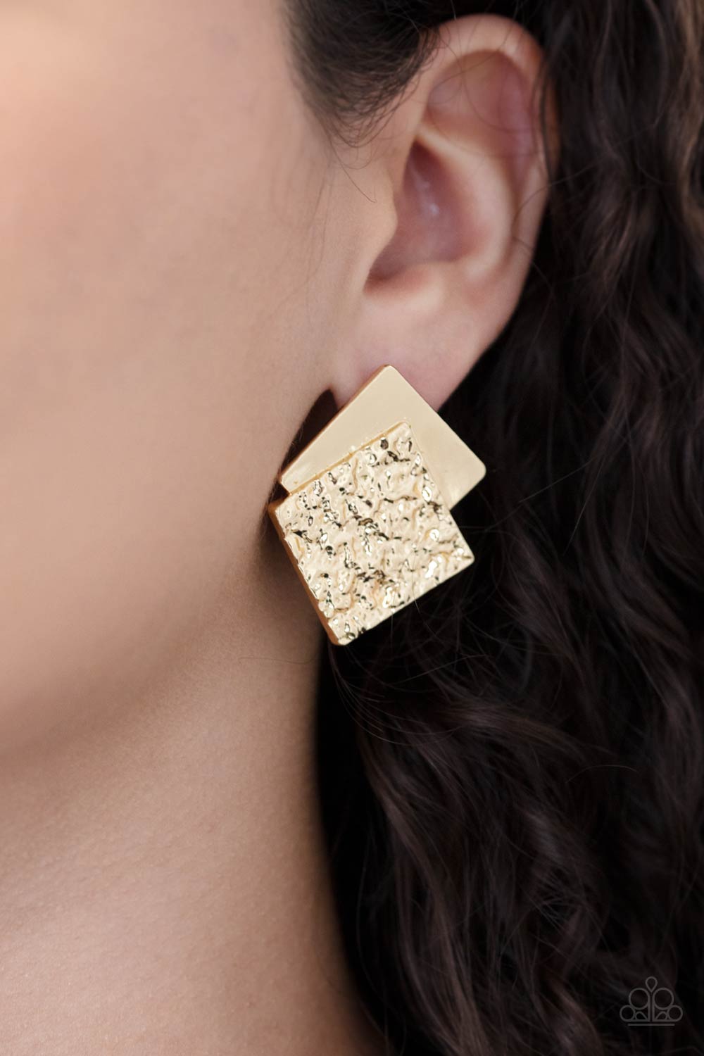 Paparazzi Accessories: Square With Style - Gold Earring