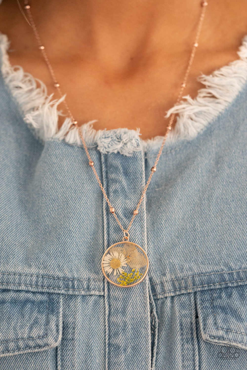 Paparazzi Accessories: Floral Embrace - Rose Gold Necklace