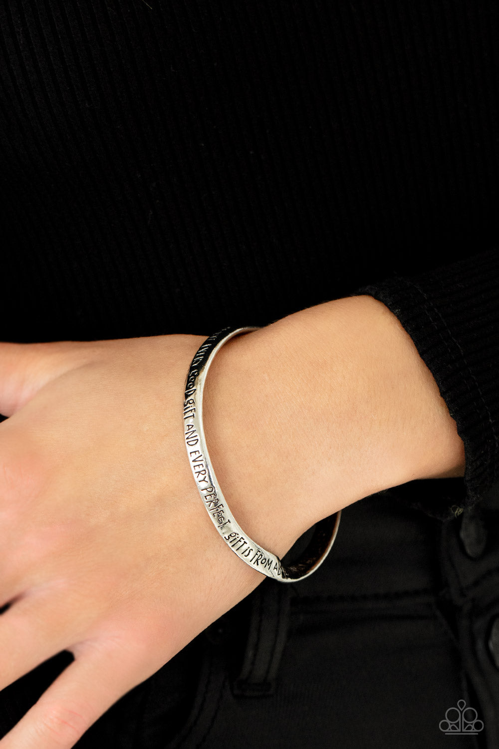 Paparazzi Asseccories: Perfect Present - Silver Bracelet