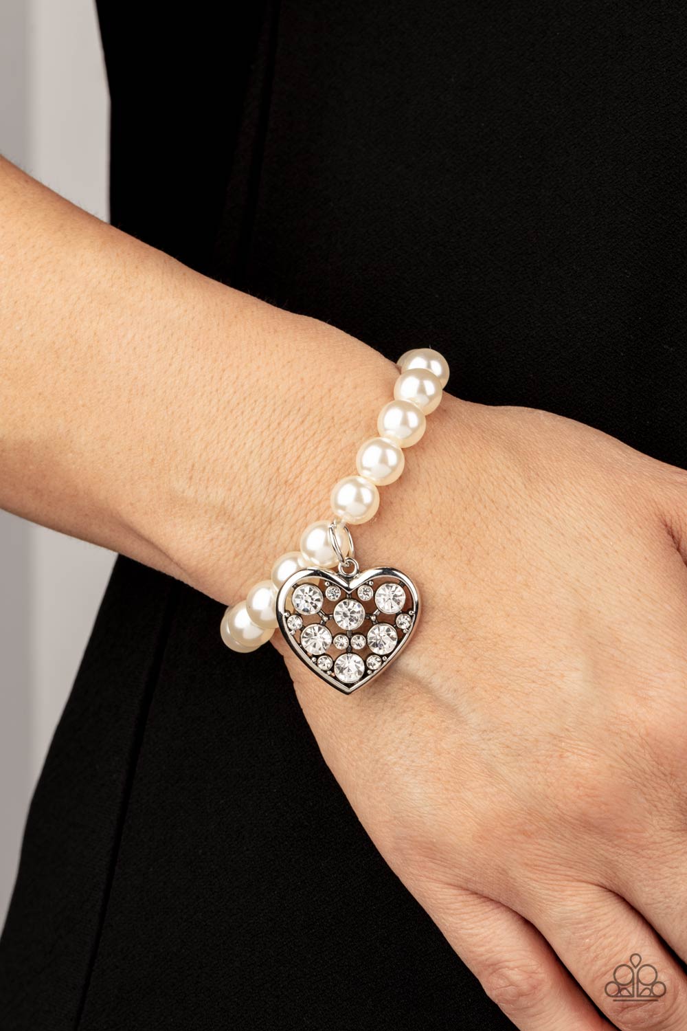Paparazzi Accessories: Cutely Crushing - White Bracelet