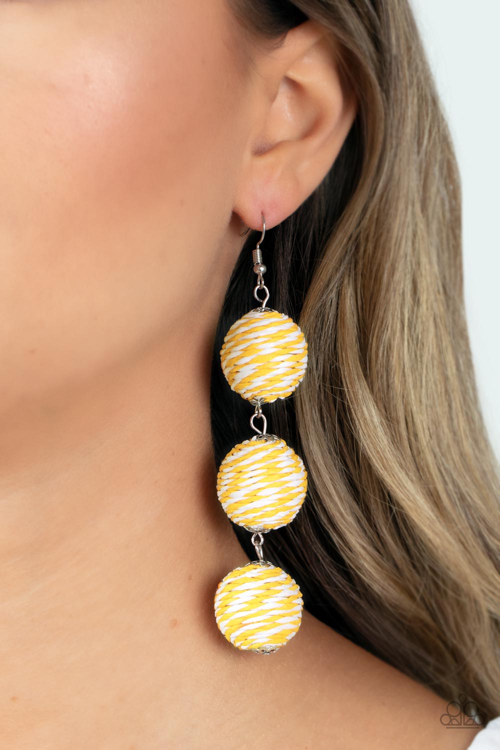 Paparazzi Accessories: Laguna Lanterns - Yellow Earring
