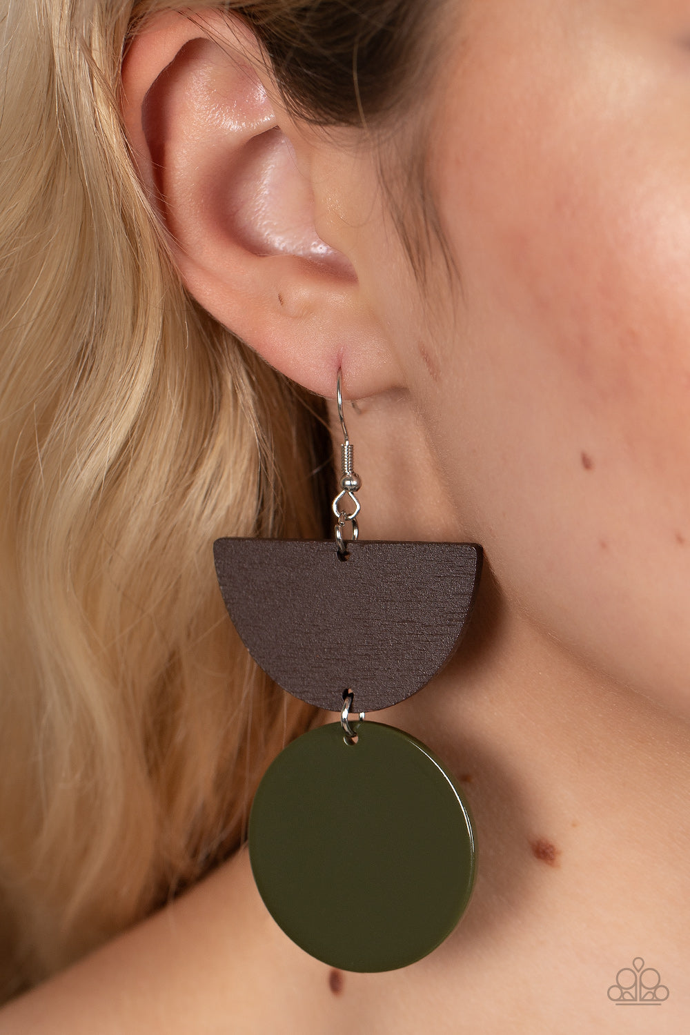 Paparazzi Accessories: Beach Bistro - Green Earring