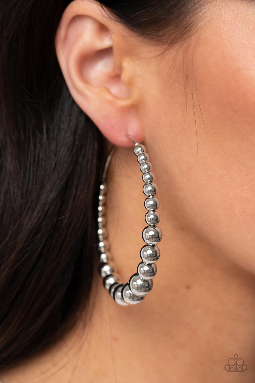 Paparazzi Accessories: Show Off Your Curves - Silver Earring