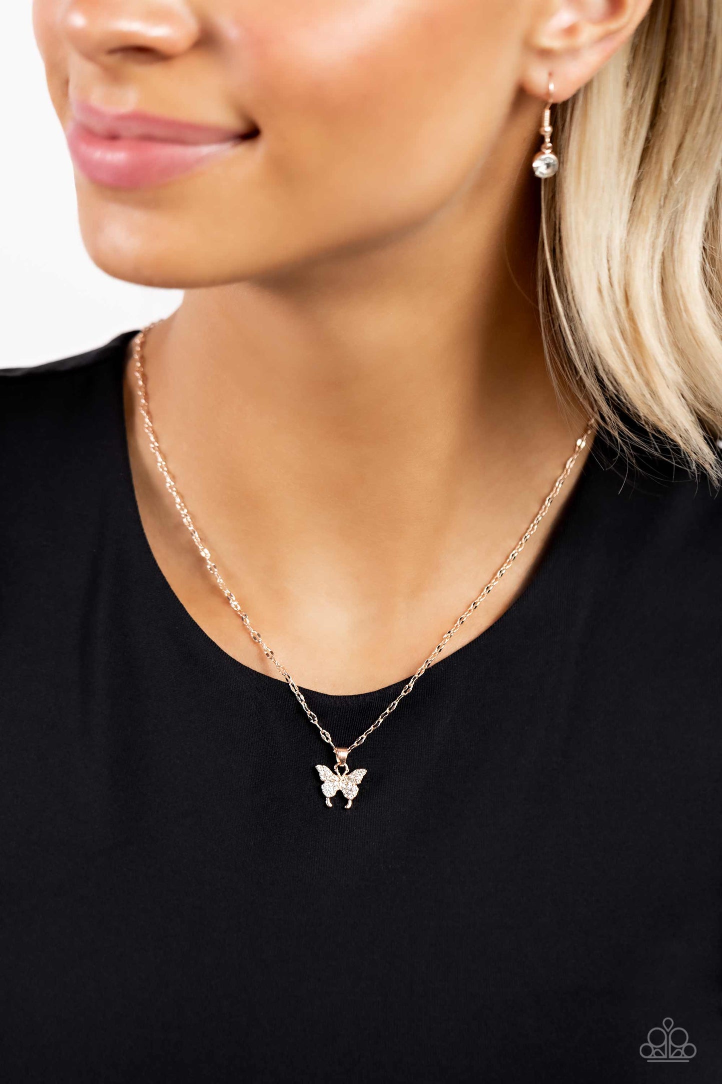 Paparazzi Accessories: High-Flying Hangout - Rose Gold Necklace