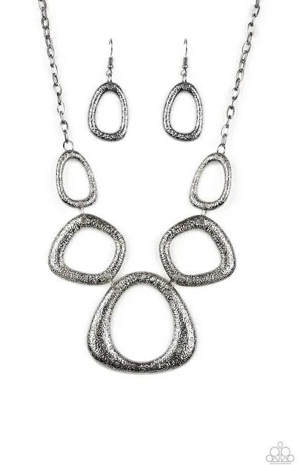 Paparazzi Accessories: Backstreet Bandit Black Necklace