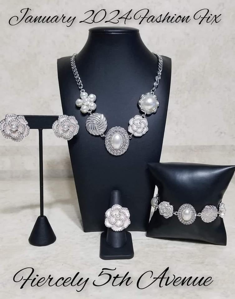 Paparazzi Accessories: Fiercely 5th Avenue Complete Set