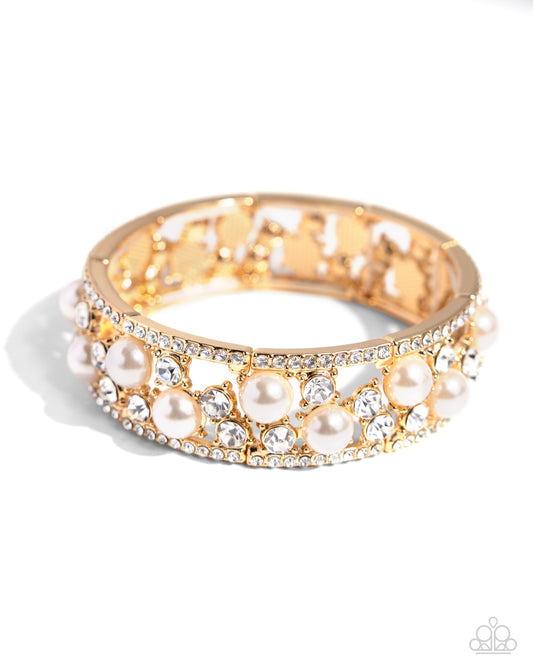 Paparazzi Accessories: Opera Singer - Gold Bracelet