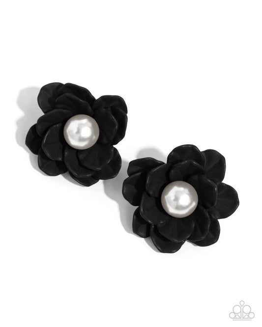 Paparazzi Accessories: Blooming Backdrop - Black Earring