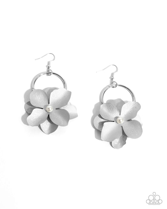 Paparazzi Accessories: One of a Kind Charisma - Silver Earring