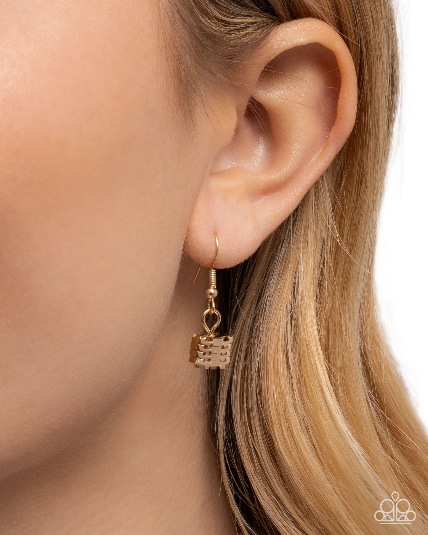 Paparazzi Accessories: Dynamic Duality Gold necklace