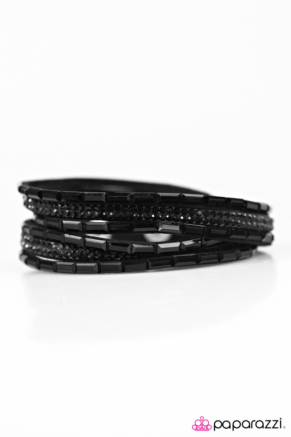 Welcome to the Fashion Show - Black