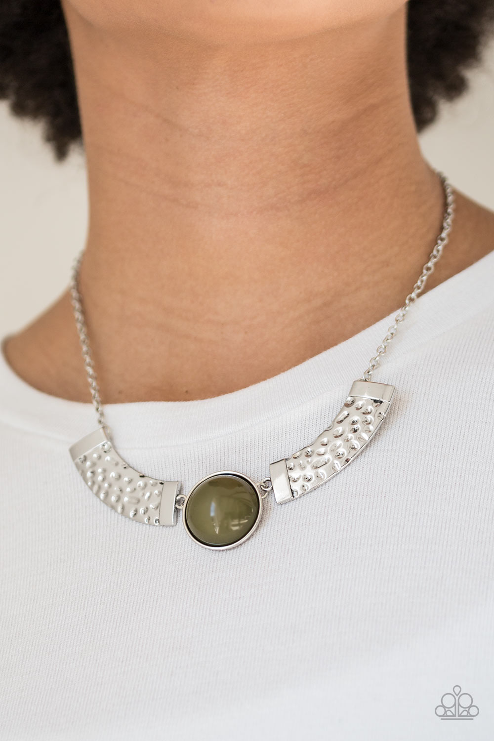 Paparazzi Accessories: Egyptian Spell - Green Necklace