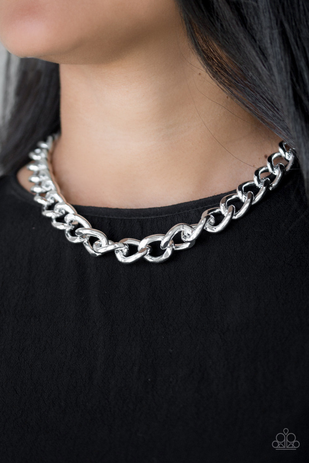Paparazzi Accessories: Heavyweight Champion - Silver Necklace