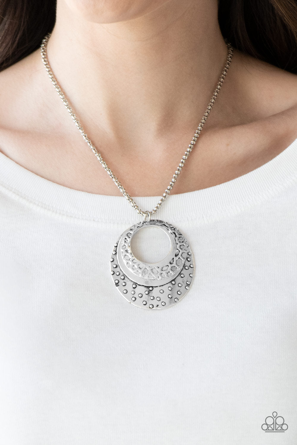 Paparazzi Accessories: Texture Trio - Silver Necklace