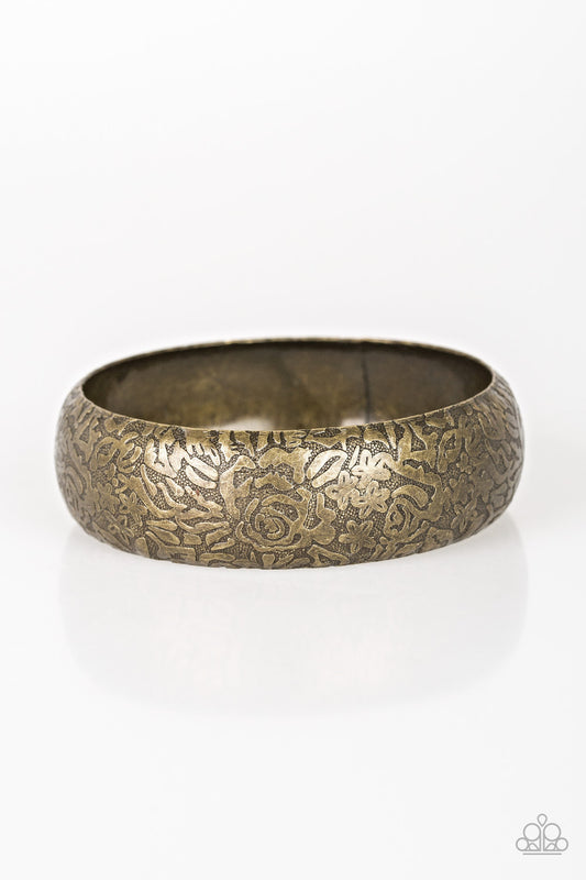 Paparazzi Accessories: Garden Villa - Brass Bracelet