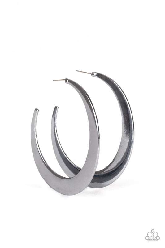 Paparazzi Accessories: Moon Beam - Black Earring