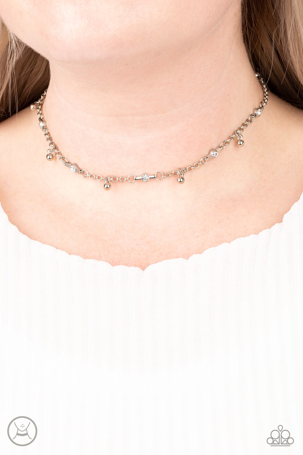 Paparazzi Accessories: What A Stunner - White Necklace