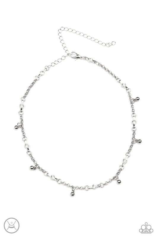 Paparazzi Accessories: What A Stunner - White Necklace