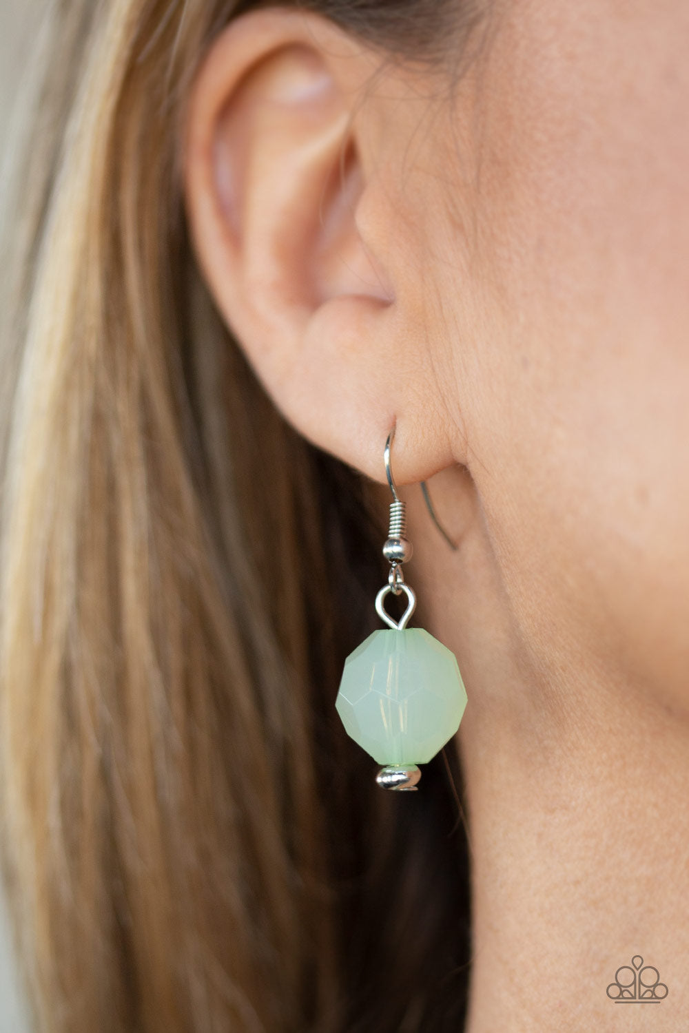 Paparazzi Accessories: Dine and Dash - Green Necklace