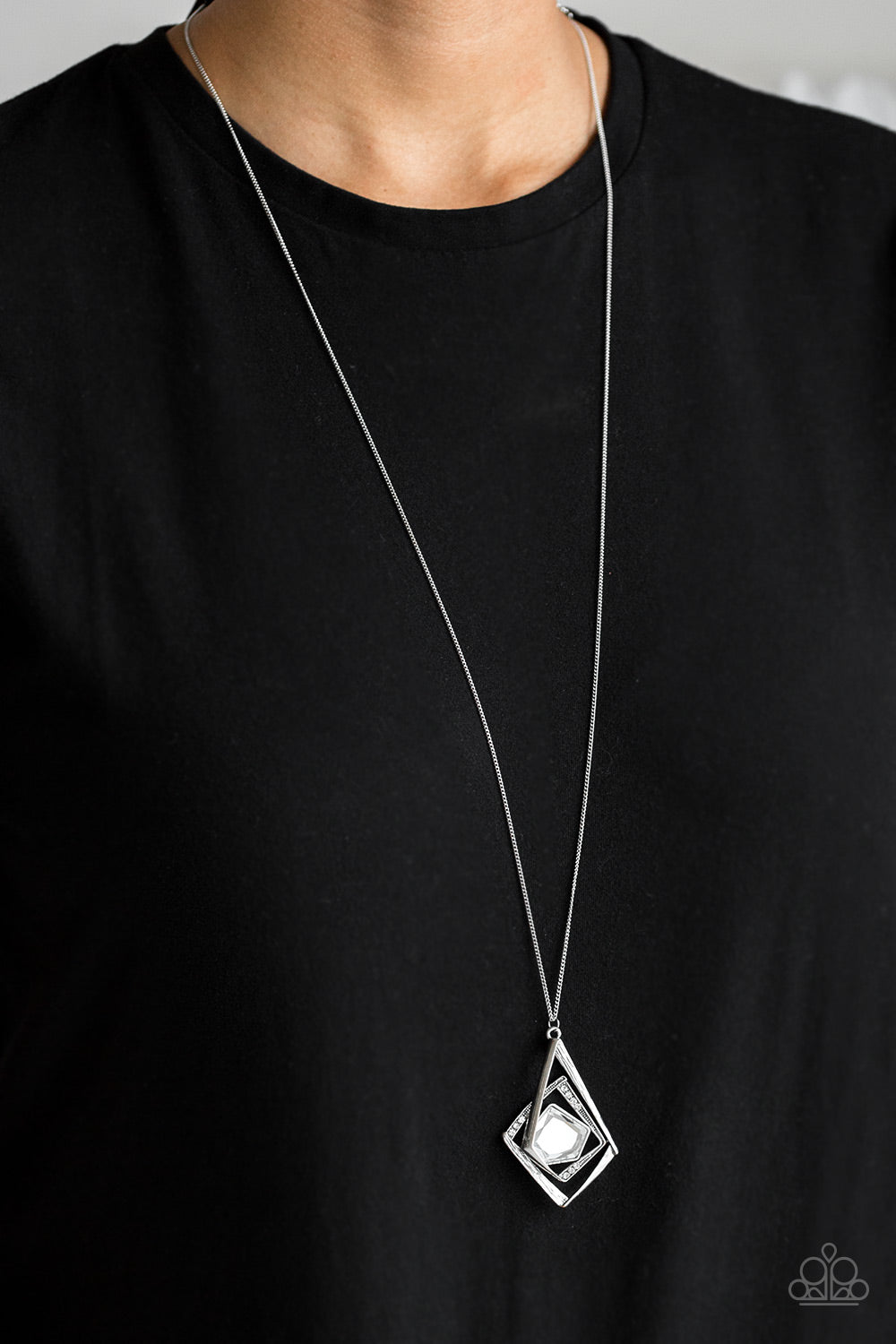 Paparazzi Accessories: A MODERN Citizen - White Necklace