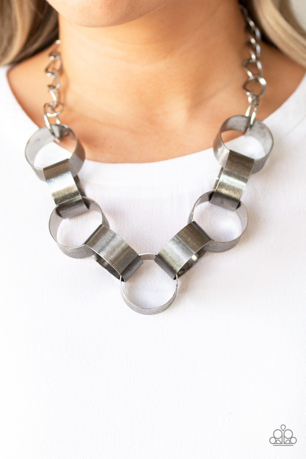 Paparazzi Accessories: Big Hit - Silver Necklace