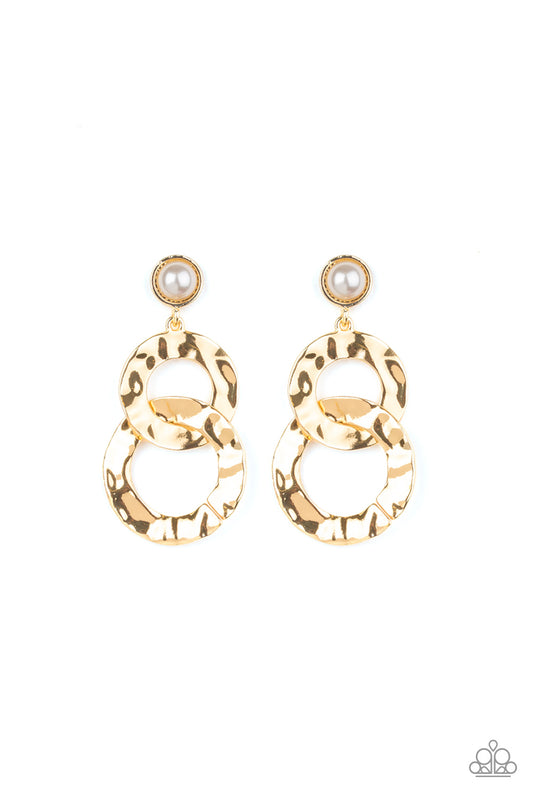 Paparazzi Accessories: On Scene - Gold Earring