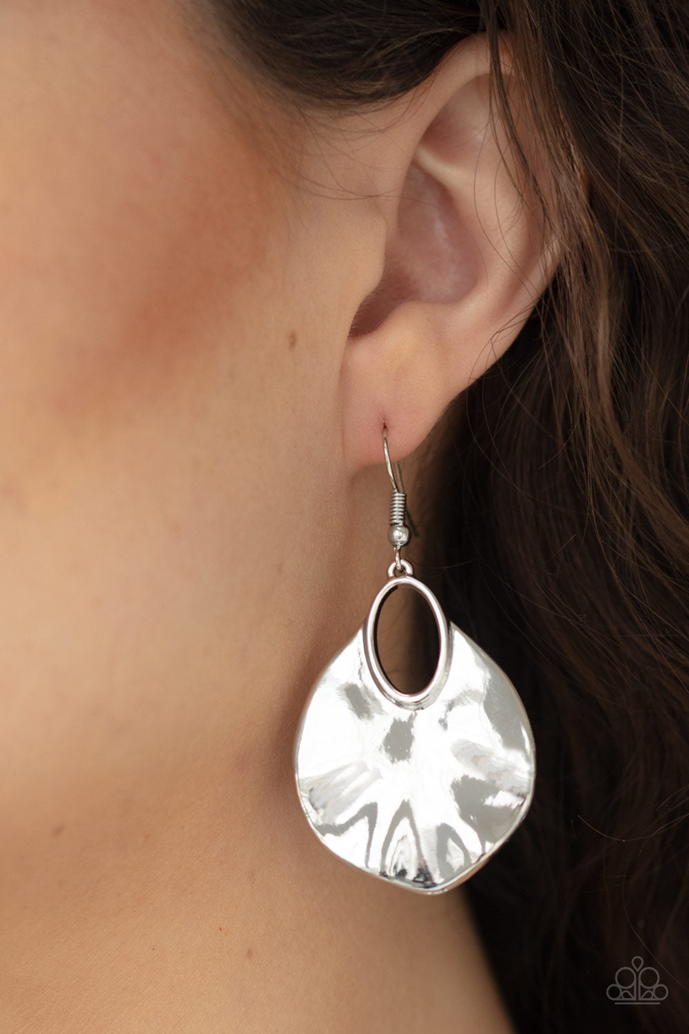 Paparazzi Accessories: Ruffled Refinery - Silver