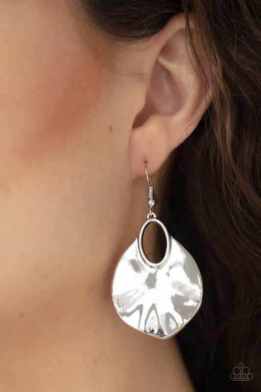 Paparazzi Accessories: Ruffled Refinery - Silver