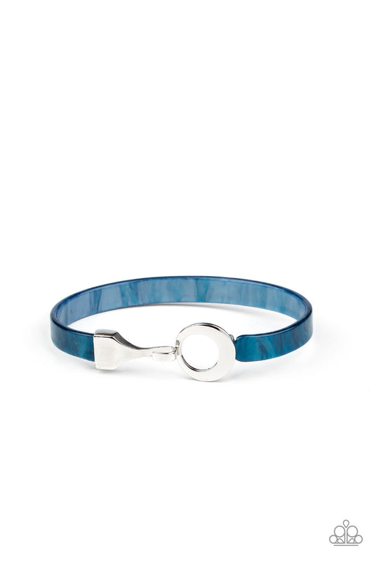 Paparazzi Accessories: HAUTE Button Topic - Blue Bracelt