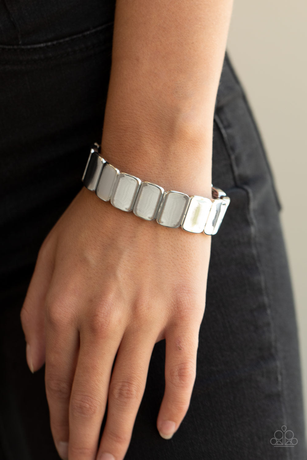 Paparazzi Accessories: Retro Effect - Silver Bracelet