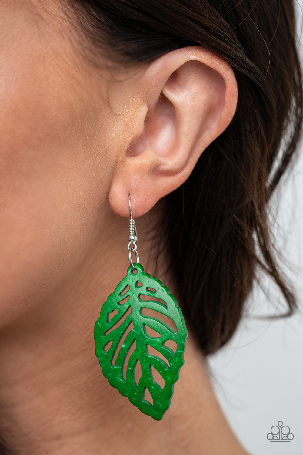 Paparazzi Accessories: LEAF Em Hanging - Green Earring