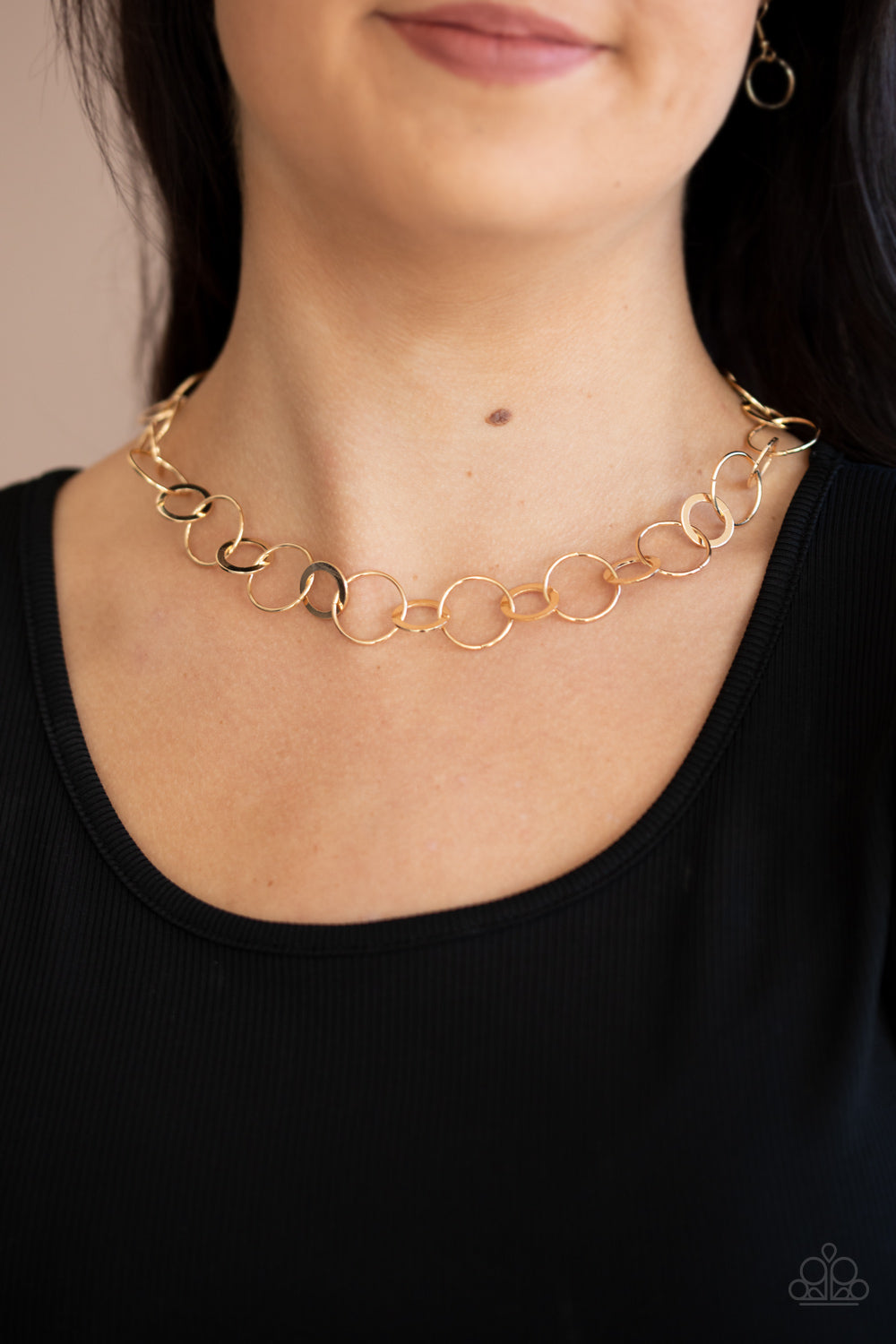 Paparazzi Accessories: Revolutionary Radiance - Gold Necklace