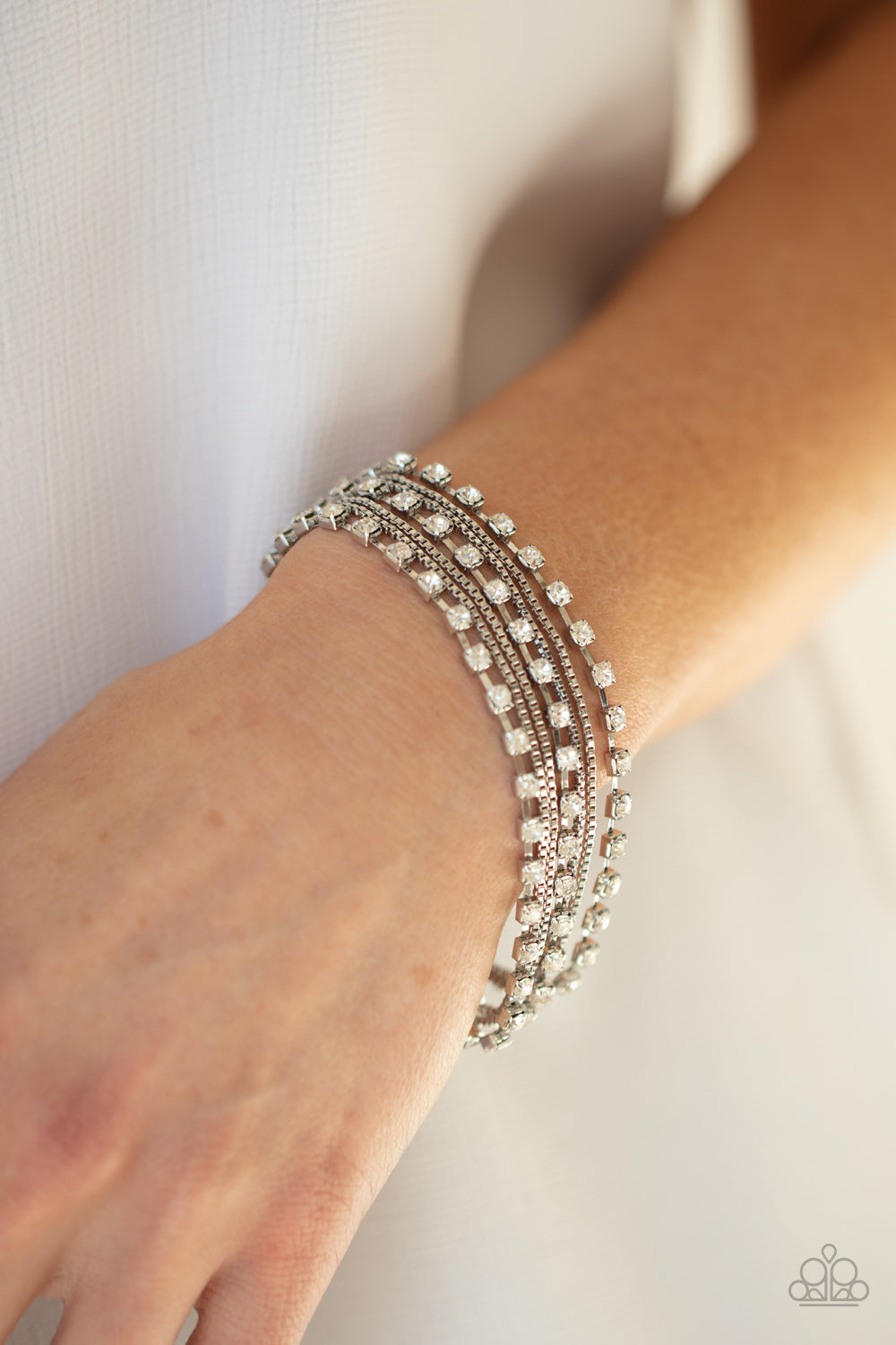 Paparazzi Accessories: That's a Smash! - White Bracelet