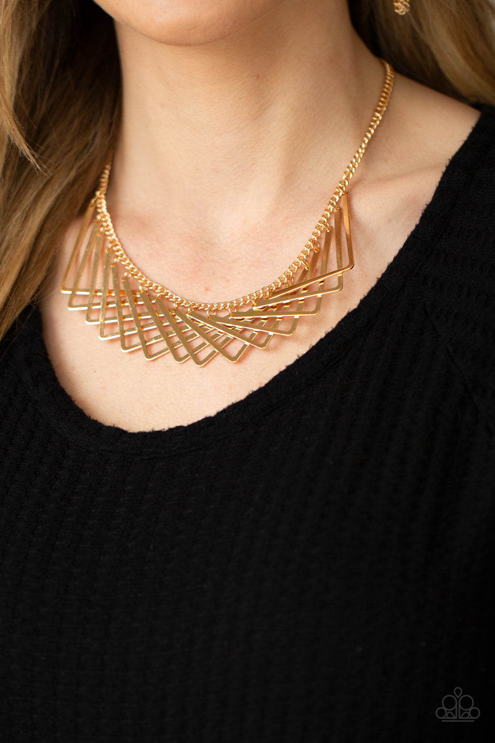 Paparazzi Accessories: Metro Mirage - Gold Necklace