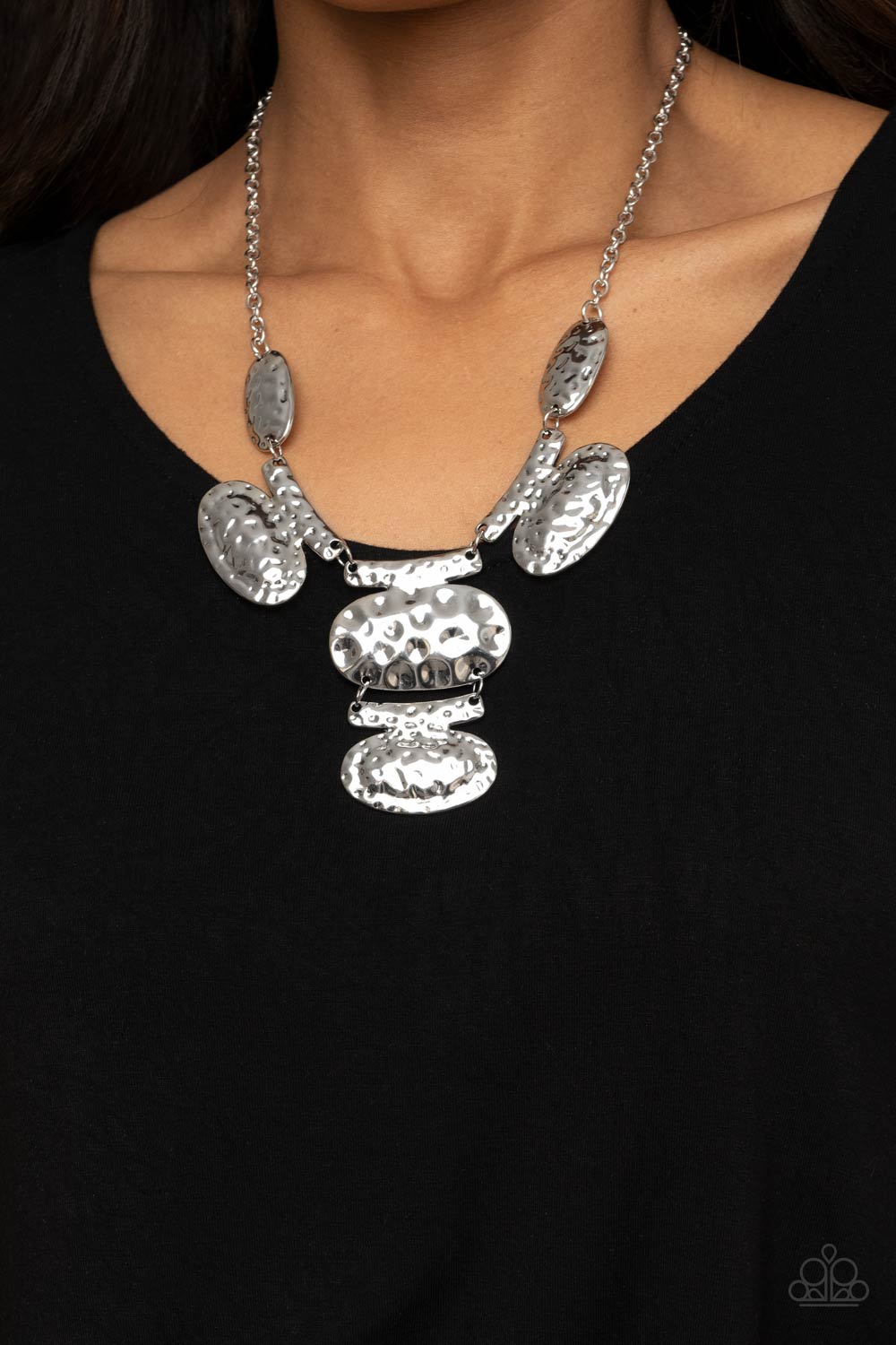 Paparazzi Accessories: Gallery Relic - Silver Necklace