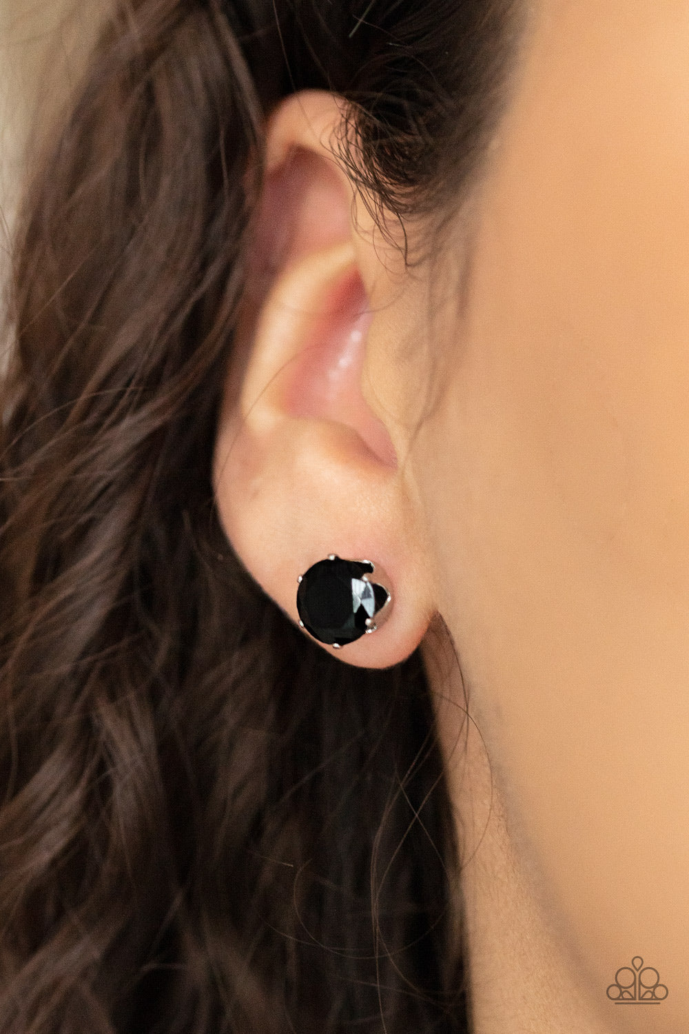 Paparazzi Accessories: Modest Motivation - Black Earring